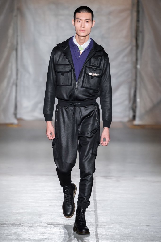 John Richmond 2019/20秋冬高级成衣发布秀 - Milan Fall 2019