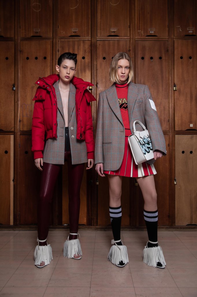 美国高中生 - 学院preppy look - 天天时装-口袋里的时尚指南