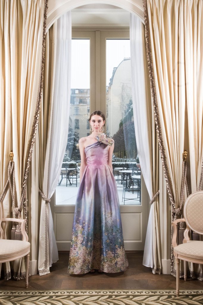 路易莎·贝卡里亚 Luisa Beccaria 2019春夏高级定制发布 - Couture Spring 2019