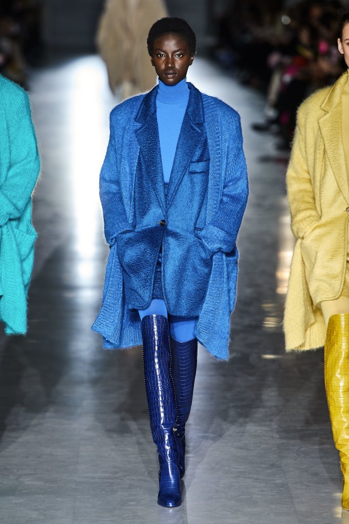 麦丝玛拉 Max Mara 2019/20秋冬高级成衣秀 - Milan Fall 2019