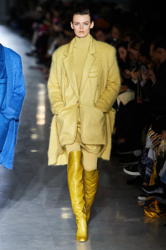 麦丝玛拉 Max Mara 2019/20秋冬高级成衣秀 - Milan Fall 2019