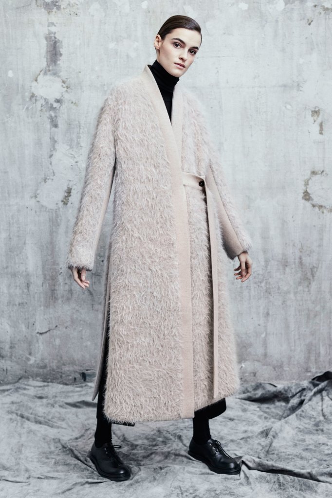 Max Mara Atelier 2019/20秋冬高级成衣Lookbook