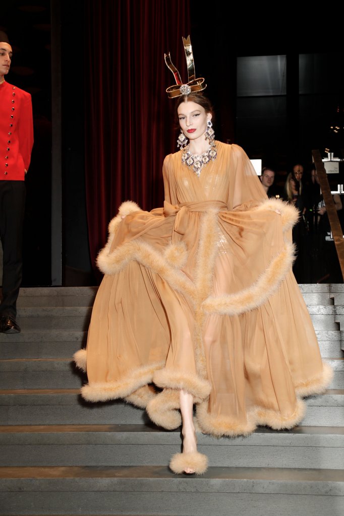 杜嘉班纳 dolce & gabbana 2019/20秋冬高级成衣秀(后台妆容)