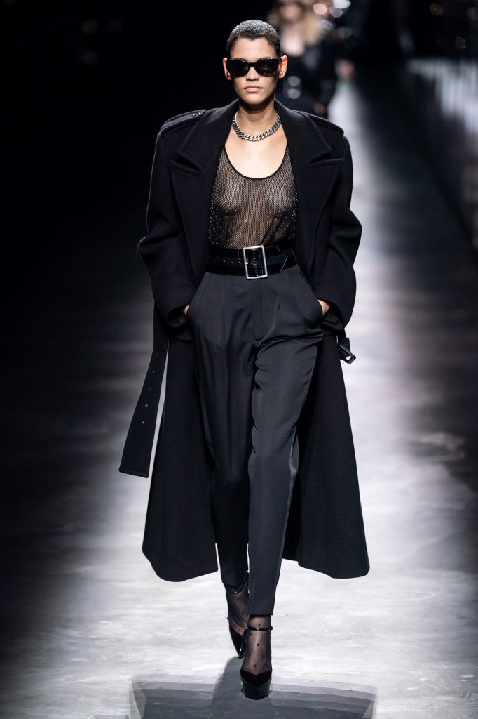 Saint Laurent 2019/20秋冬高级成衣秀 - Paris Fall 2019