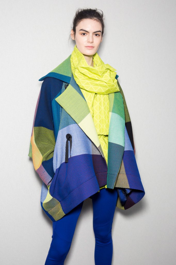 三宅一生 issey miyake 2019/20秋冬高级成衣秀(后台妆容) - paris