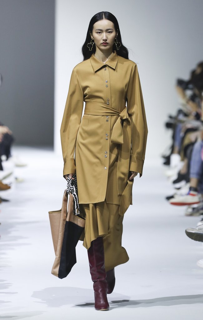 Roderic Wong 2019/20秋冬高级成衣秀 - Shanghai Fall 2019