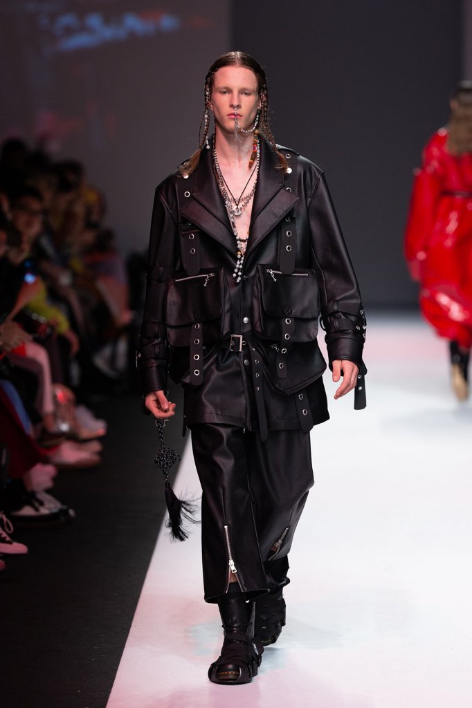 DEBRAND 2019/20秋冬高级成衣秀 - Shanghai Fall 2019