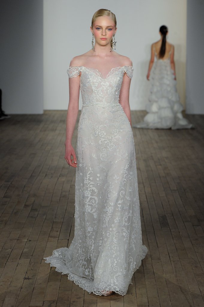 拉萨罗 Lazaro 2019/20秋冬婚纱礼服发布秀 - Bridal Fall 2019