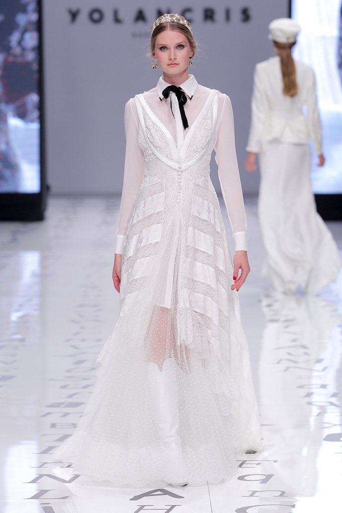 YolanCris 2020春夏婚纱礼服发布秀 - Barcelona Bridal Spring 2020