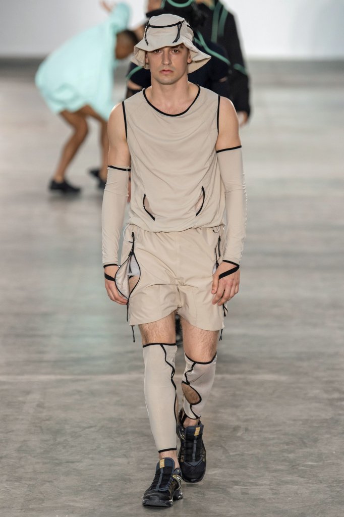 东区时尚 fashion east 2020春夏男装发布秀 - london spring 2020