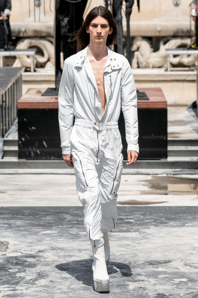 瑞克·欧文斯 Rick Owens 2020春夏男装秀 - Paris Spring 2020