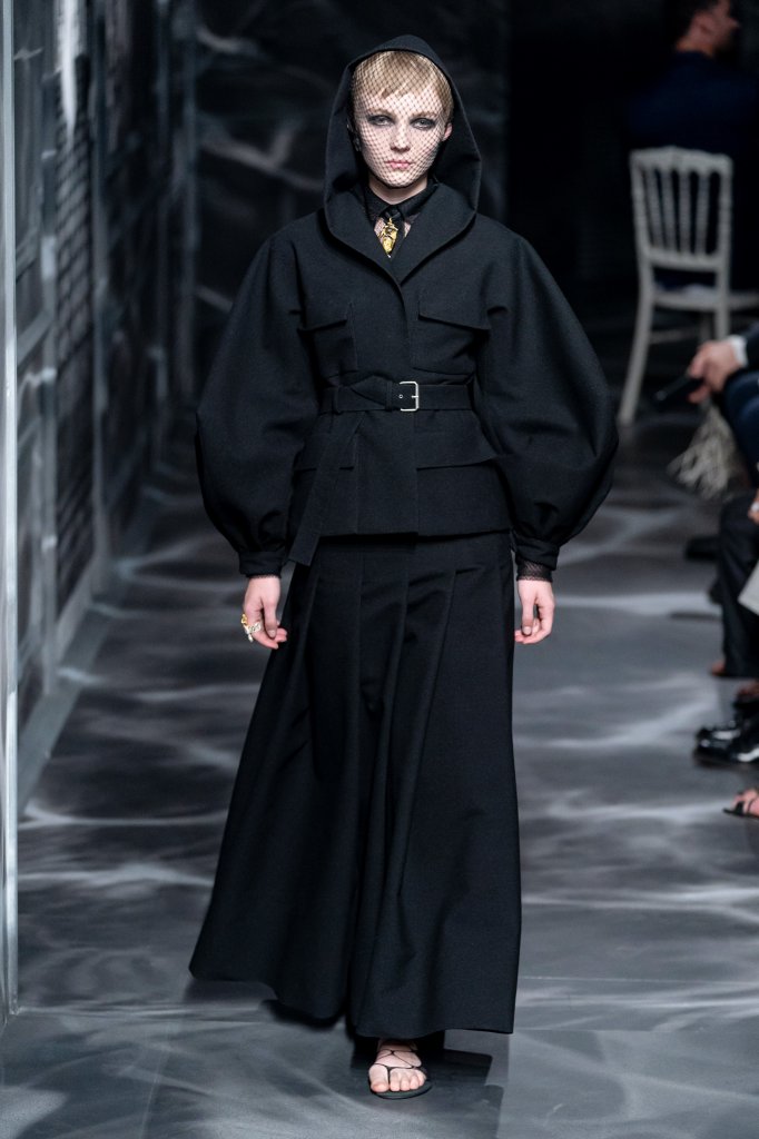 克里斯汀·迪奥 Christian Dior 2019/20秋冬高级定制秀 - Paris Couture Fall 2019