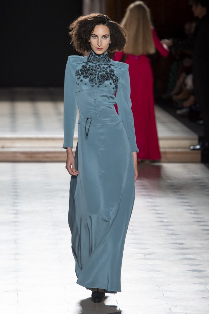 法国 巴黎 走秀(runway) 2019/20秋冬高级定制 女装 长裙