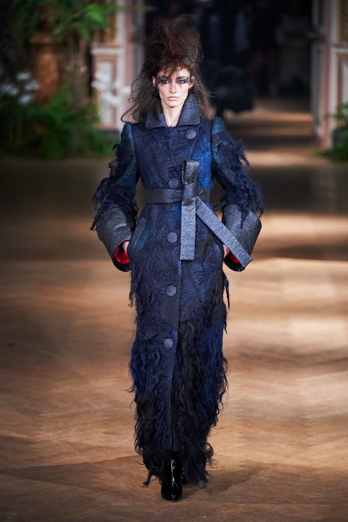 维果罗夫 Viktor & Rolf 2019/20秋冬高级定制秀 - Paris Couture Fall 2019