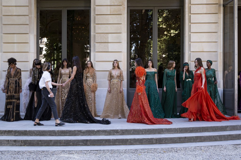 祖海·慕拉 Zuhair Murad 2019/20秋冬高级定制秀(后台妆容) - Paris Couture Fall 2019