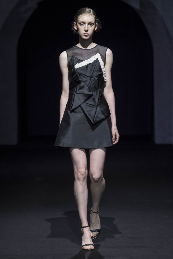 By Fang 2019/20秋冬高级成衣发布秀 - Couture Fall 2019