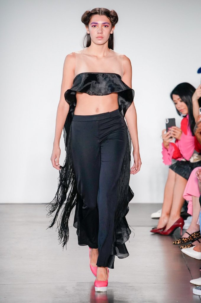 Mrhua Mrshua by Niuniu Chou 2020春夏高级成衣秀 - New York Spring 2020