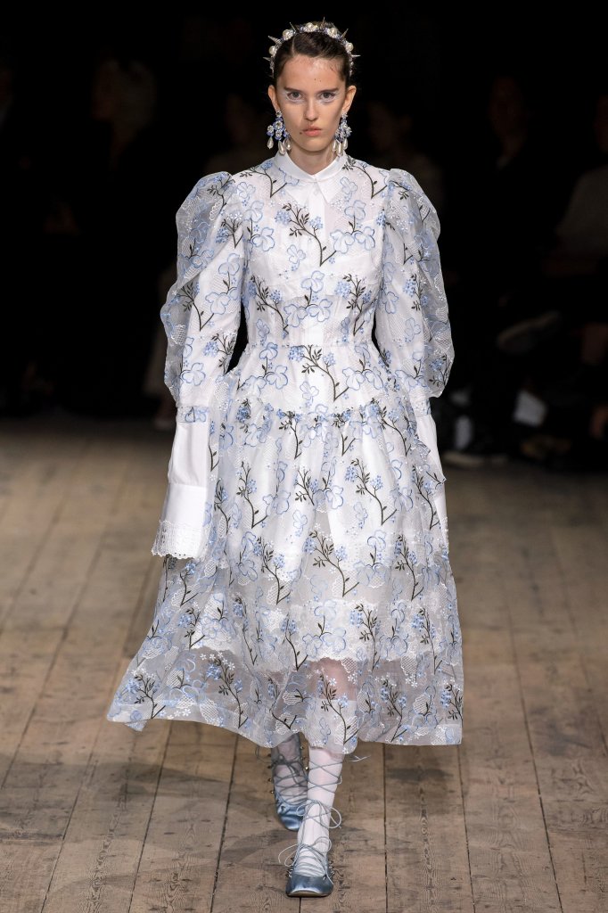 西蒙娜·罗莎 Simone Rocha 2020春夏高级成衣秀 - London Spring 2020