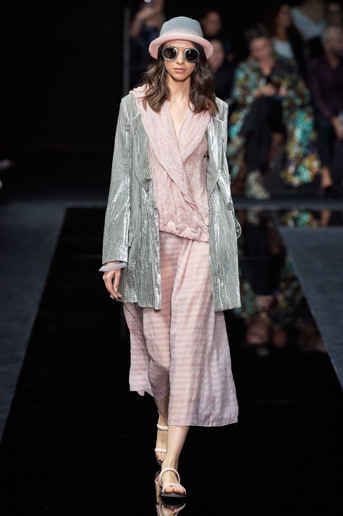 安普里奥·阿玛尼 Emporio Armani 2020春夏高级成衣秀 - Milan Spring 2020