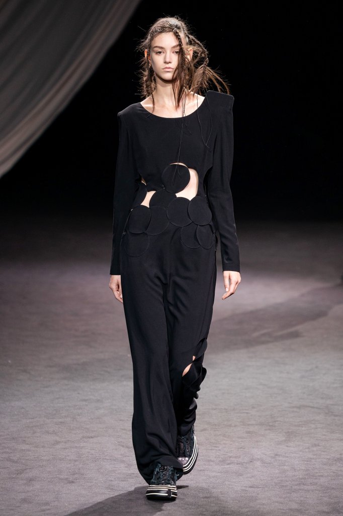 山本耀司 Yohji Yamamoto 2020春夏高级成衣秀 - Paris Spring 2020