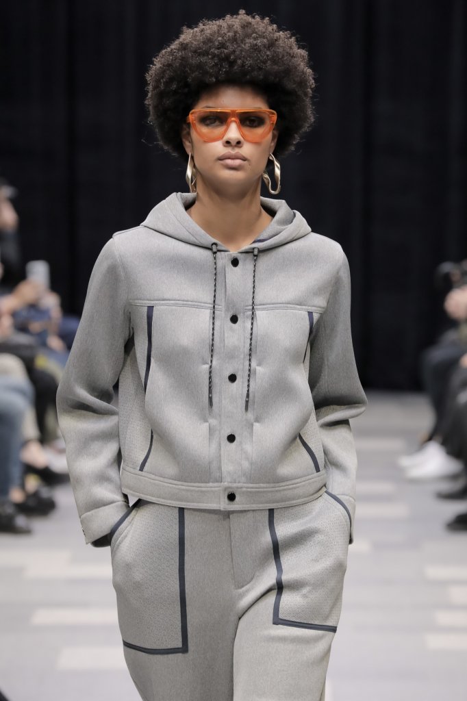 走秀(runway) 2020春夏 女装 秀场细节(details)