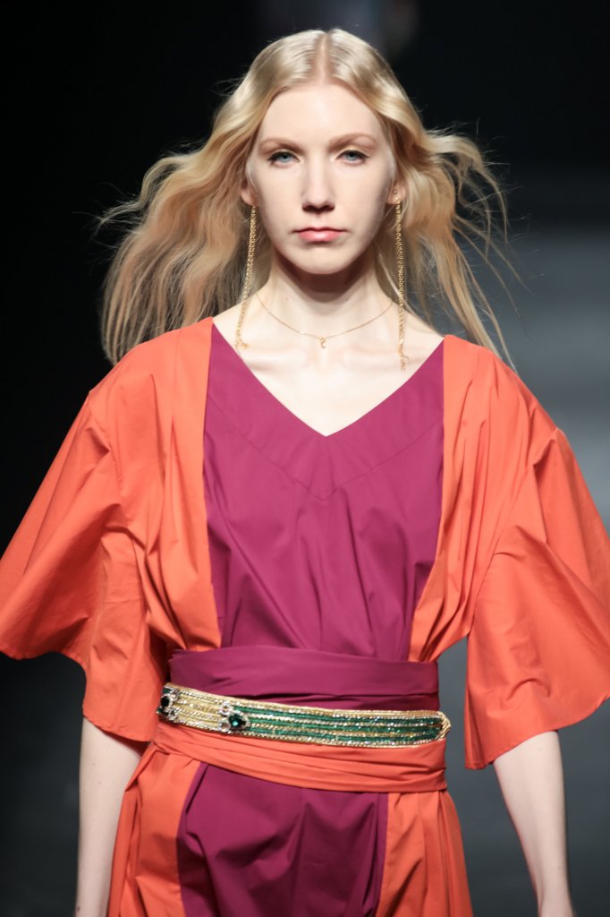 日本 东京 走秀(runway) 2020春夏 女装 秀场细节(details)