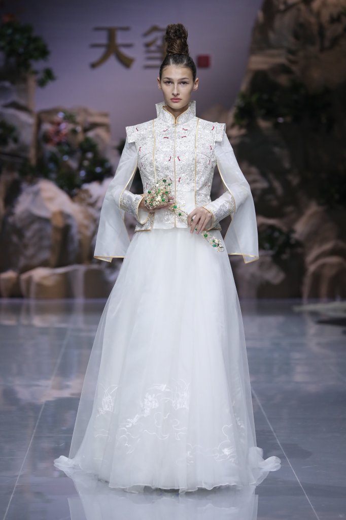 绝设 Jueshe 2020春夏天玺系列婚纱礼服秀 - Beijing Spring 2020