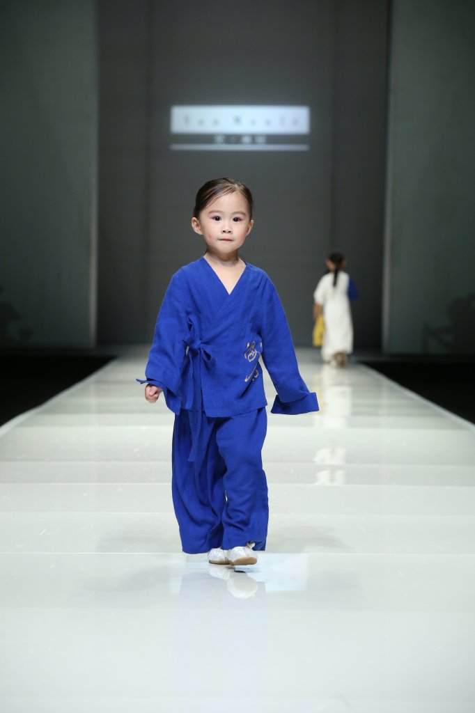 梵·慕菲 Van Moufe 2020春夏童装秀 - Beijing Spring 2020