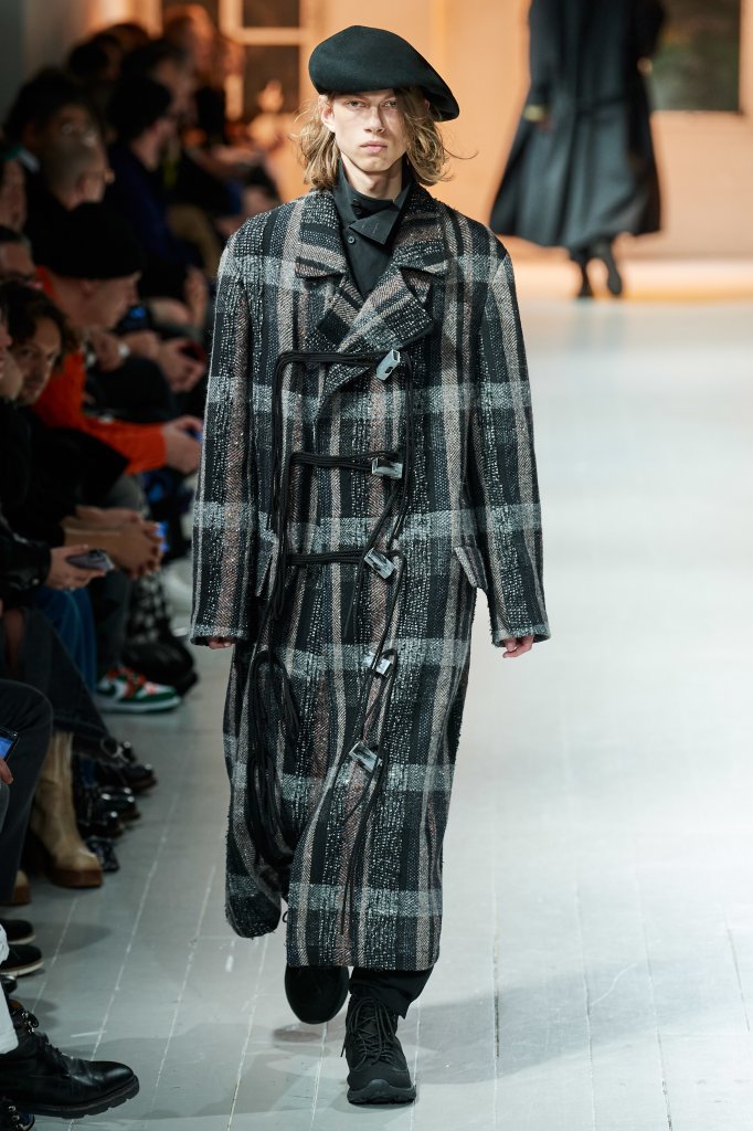 山本耀司 Yohji Yamamoto 2020/21秋冬男装秀 - Paris Fall 2020