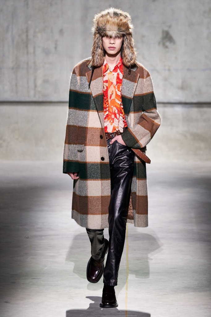 德赖斯·范诺顿 Dries Van Noten 2020/21秋冬男装秀 - Paris Fall 2020