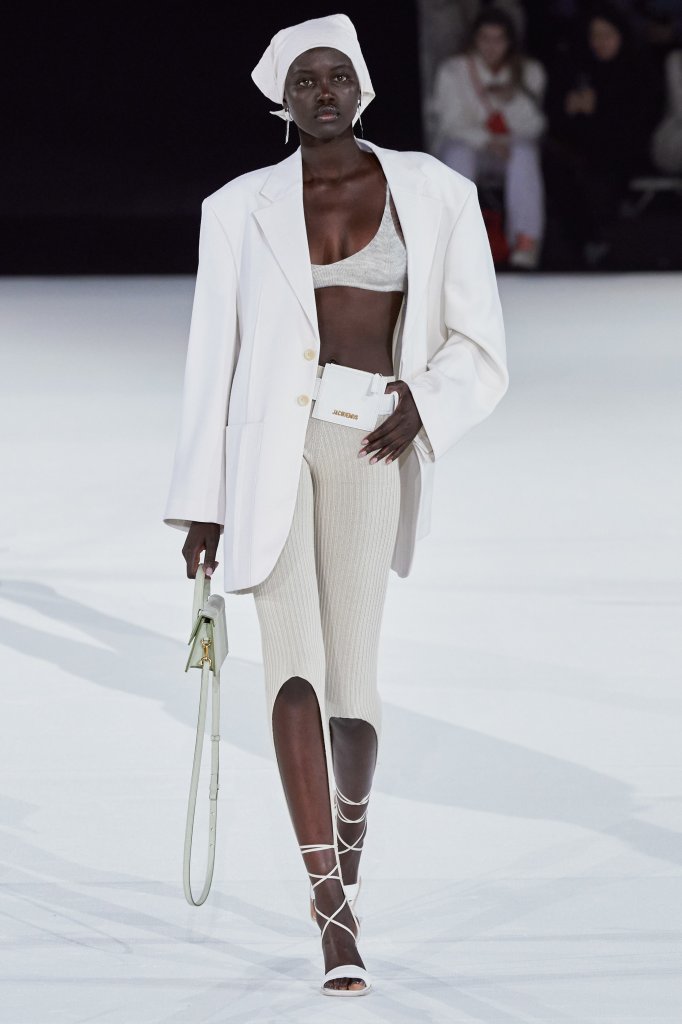 Jacquemus 2020/21秋冬高级成衣秀 - Paris Fall 2020