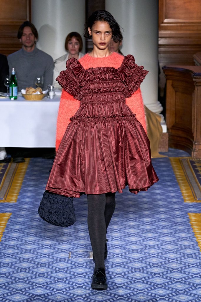 Molly Goddard 2020/21秋冬高级成衣秀 - London Fall 2020