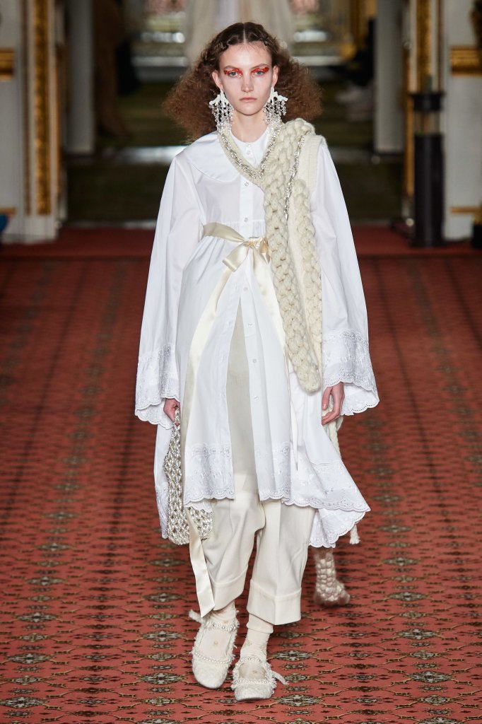 西蒙娜·罗莎 Simone Rocha 2020/21秋冬高级成衣秀 - London Fall 2020