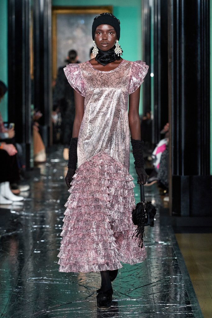 艾尔丹姆 Erdem 2020/21秋冬高级成衣秀 - London Fall 2020