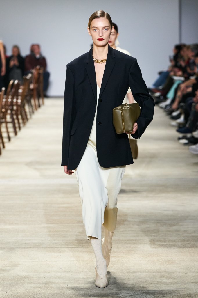 吉尔·桑德 Jil Sander 2020/21秋冬高级成衣秀 - Milan Fall 2020