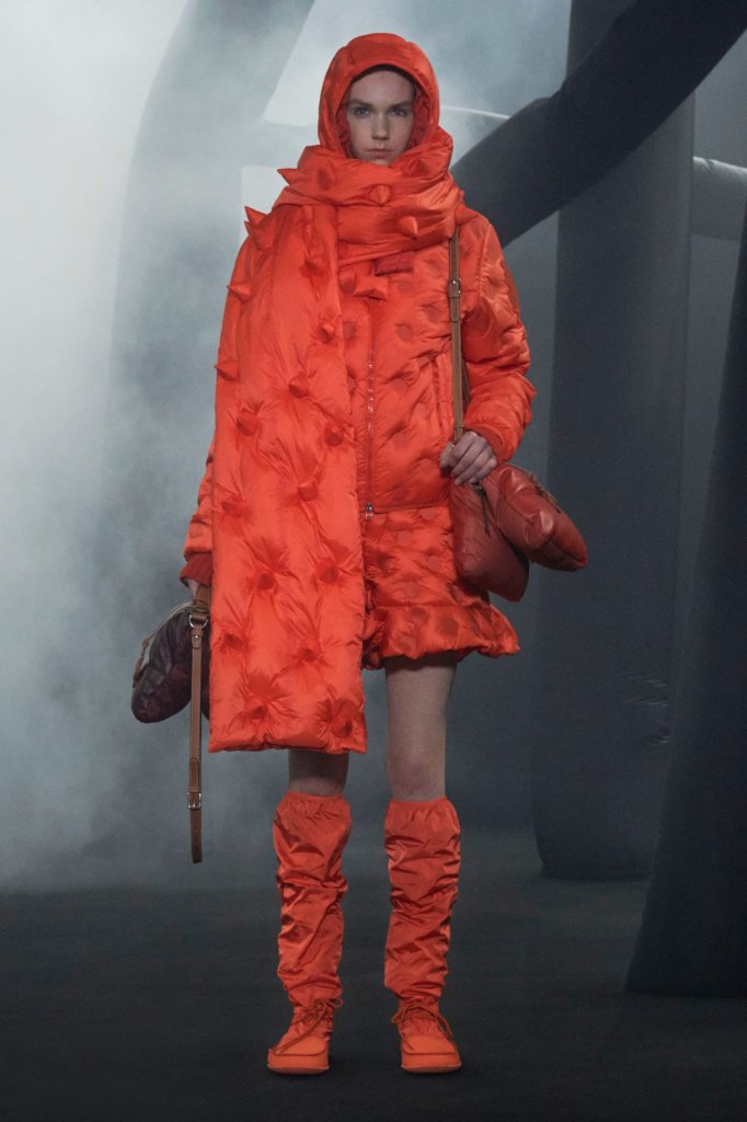 Moncler 1 JW Anderson 2020/21秋冬高级成衣秀 - Milan Fall 2020