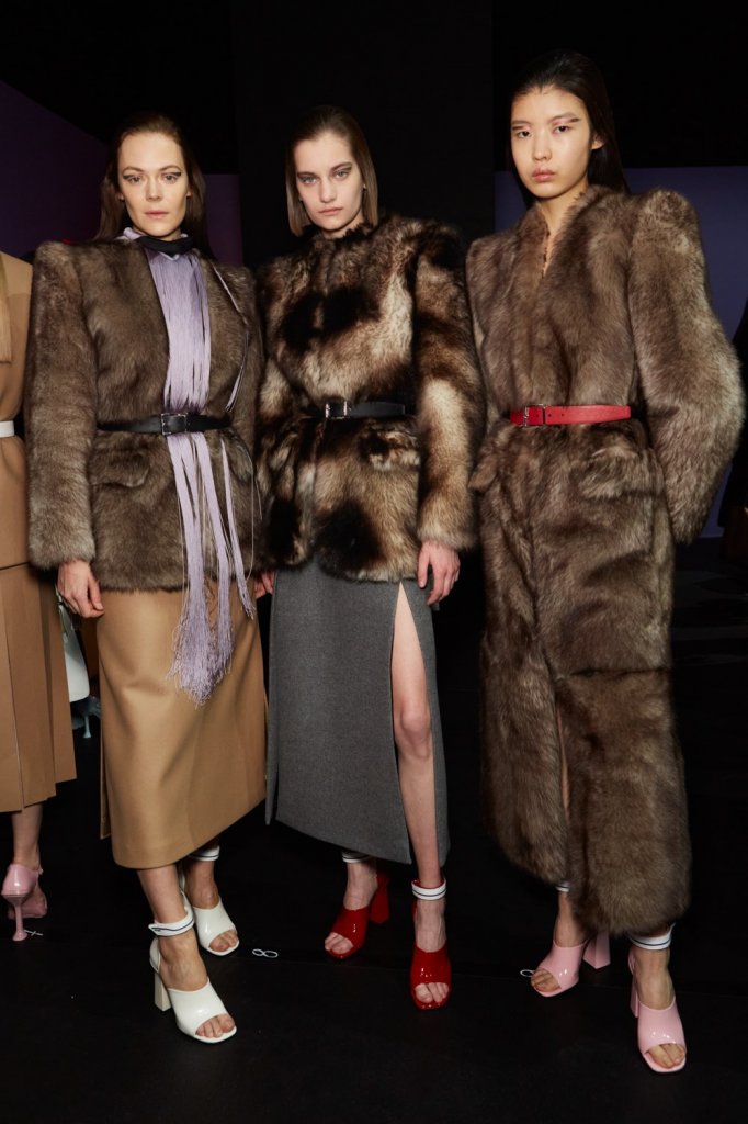 普拉达 Prada 2020/21秋冬高级成衣秀(后台妆容) - Milan Fall 2020