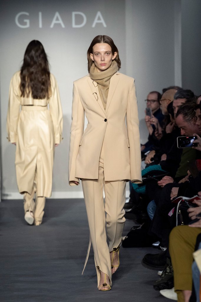 迦达 giada 2020/21秋冬高级成衣秀 milan fall 2020