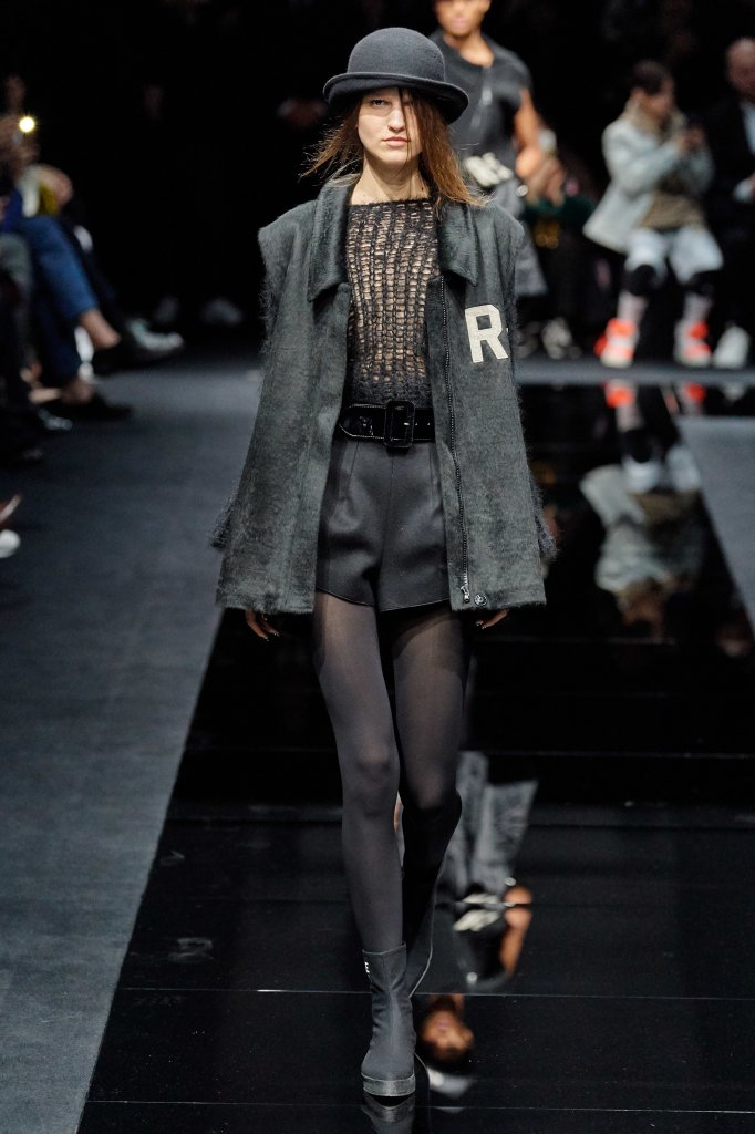 安普里奥·阿玛尼 Emporio Armani 2020/21秋冬高级成衣秀 - Milan Fall 2020