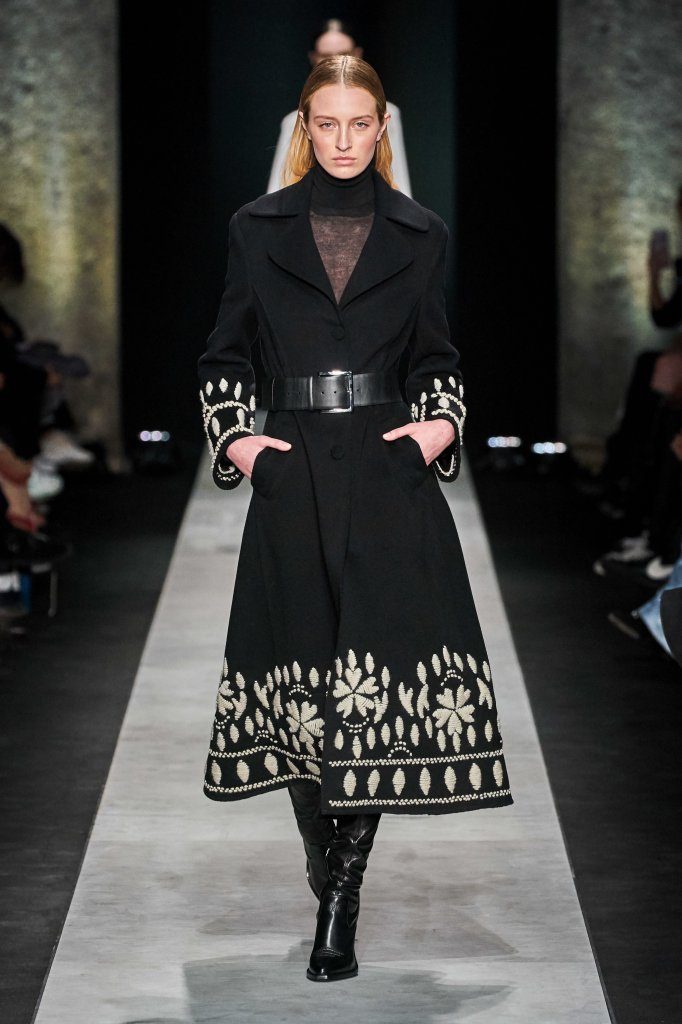 艾尔玛诺·谢尔维诺 Ermanno Scervino 2020/21秋冬高级成衣秀 - Milan Fall 2020