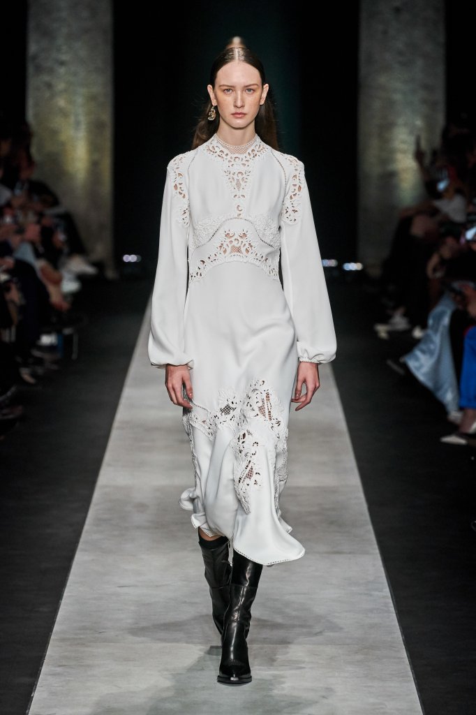 艾尔玛诺·谢尔维诺 Ermanno Scervino 2020/21秋冬高级成衣秀 - Milan Fall 2020