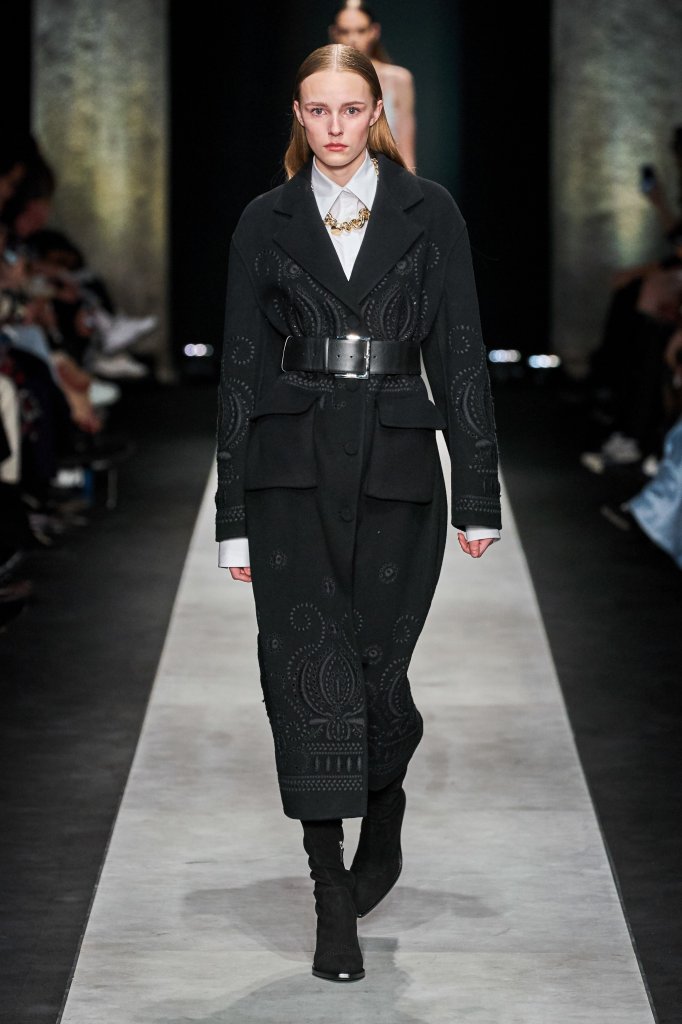 艾尔玛诺·谢尔维诺 Ermanno Scervino 2020/21秋冬高级成衣秀 - Milan Fall 2020