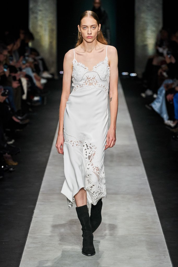 艾尔玛诺·谢尔维诺 Ermanno Scervino 2020/21秋冬高级成衣秀 - Milan Fall 2020