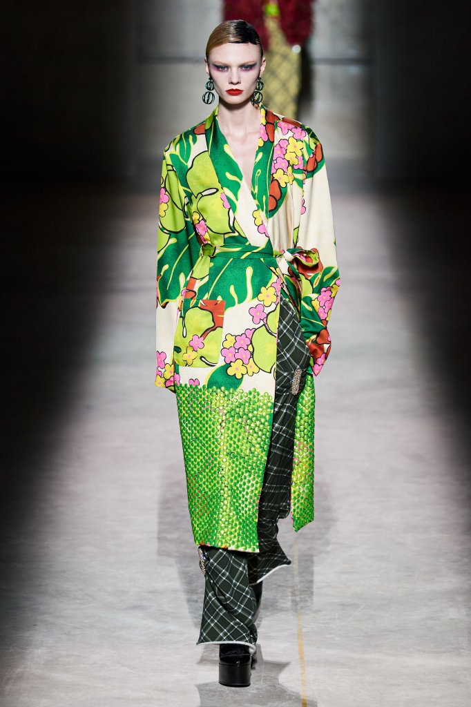 德赖斯·范诺顿 Dries Van Noten 2020/21秋冬高级成衣秀 - Paris Fall 2020