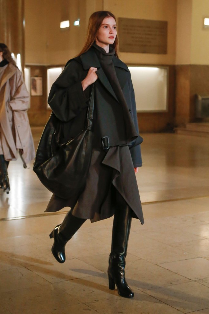 Lemaire 2020/21秋冬高级成衣秀 - Paris Fall 2020