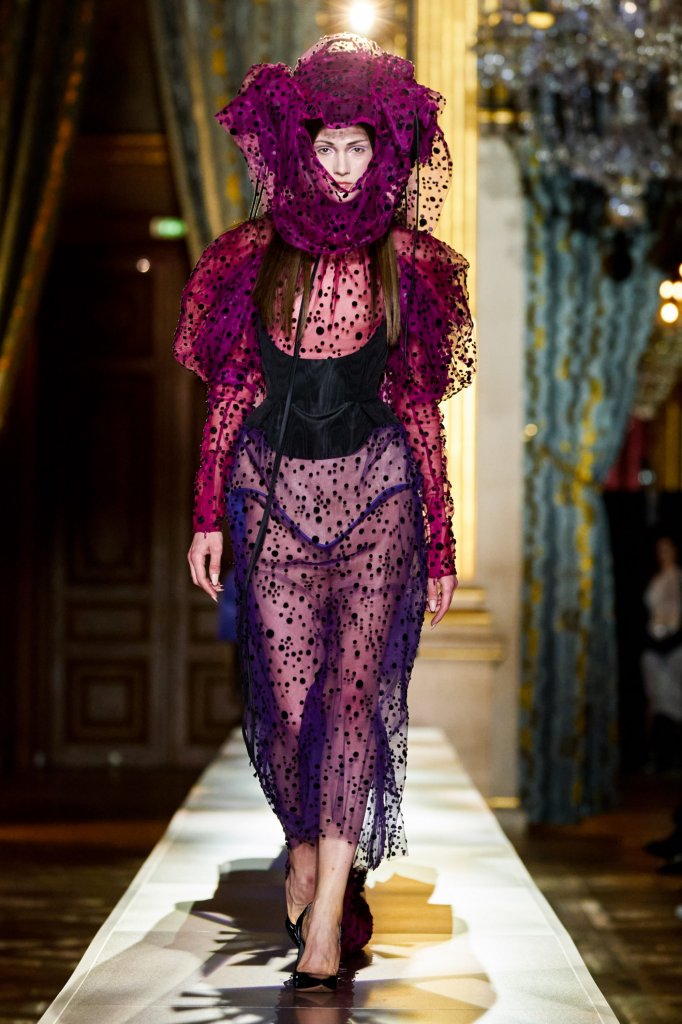 Andreas Kronthaler for Vivienne Westwood 2020/21秋冬高级成衣秀 - Paris Fall 2020