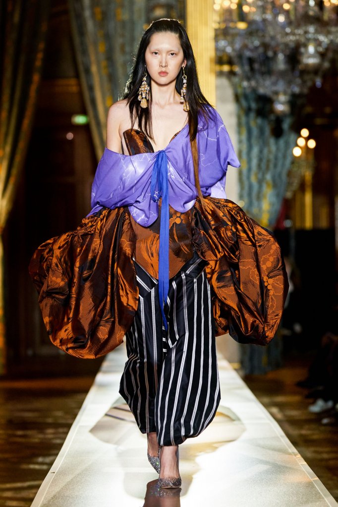维维安·韦斯特伍德 英国 伦敦 走秀(runway) 2020/21秋冬 女装