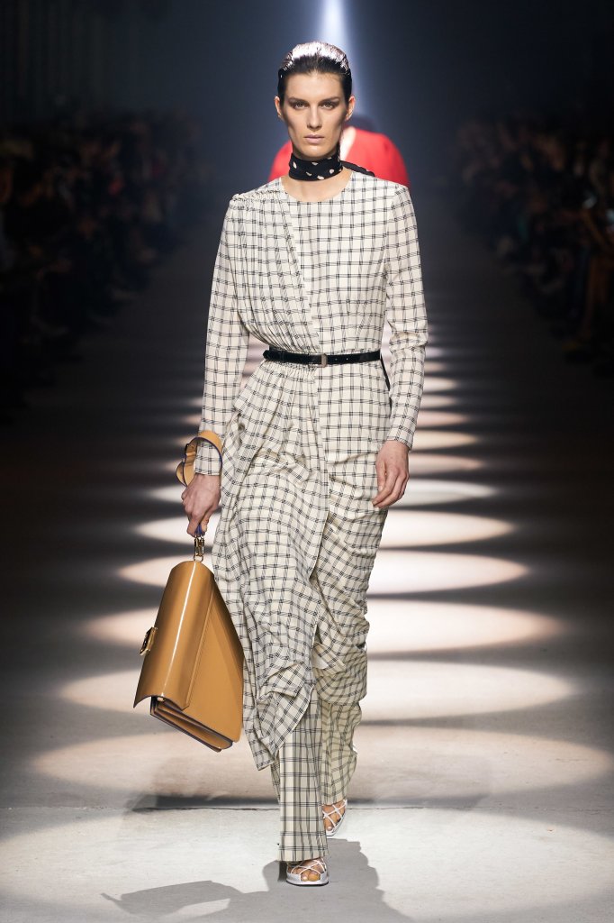 纪梵希 Givenchy 2020/21秋冬高级成衣秀 - Paris Fall 2020