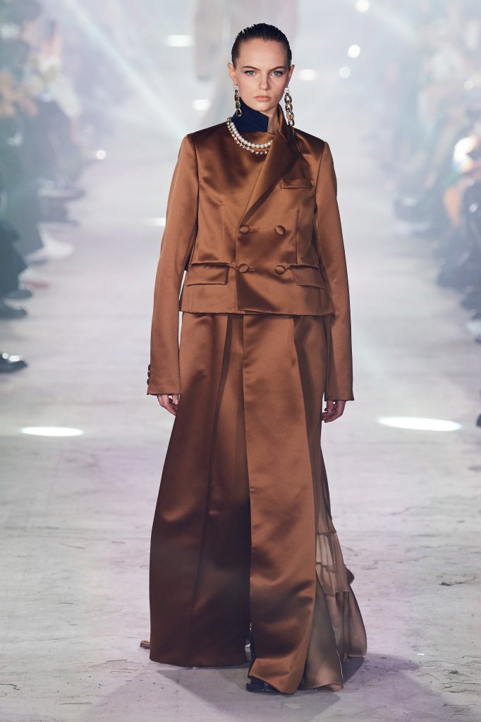 Sacai 2020/21秋冬高级成衣秀 - Paris Fall 2020