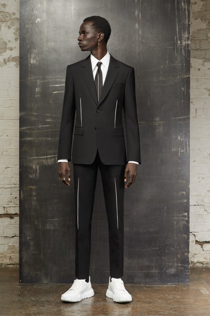 亚历山大·麦昆 Alexander McQueen 2020早秋男装Lookbook(Pre-Fall 2020)